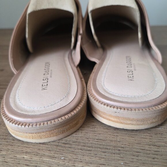 EUC KELSI DAGGER BROOKLYN NUDE SUPER SOFT LEATHER SANDALS SIZE 9.5 - Picture 16 of 16